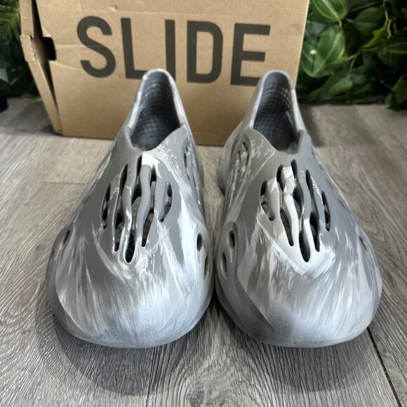 Adidas Yeezy Foam Runner RNR MX Granite Gray Size 10 IE4931 Authentic main image 4